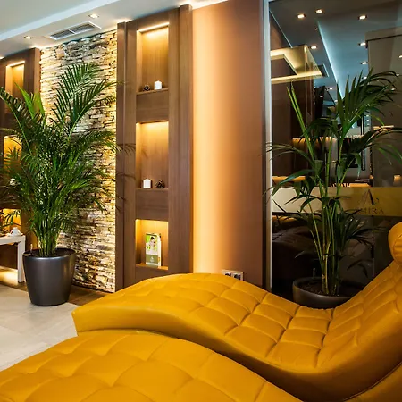 Amira Boutique 5* 반스코