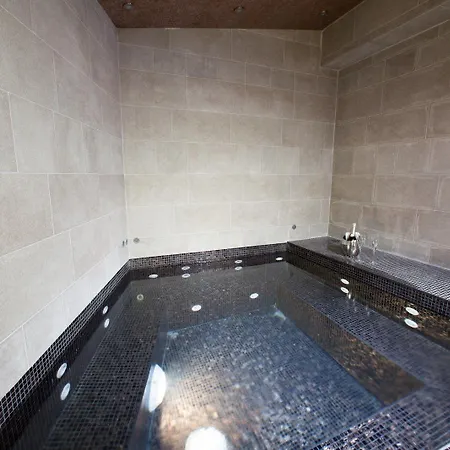 Amira Boutique 호텔 반스코