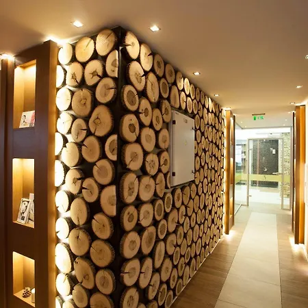 Amira Boutique 5* 반스코