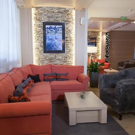 Amira Boutique 반스코